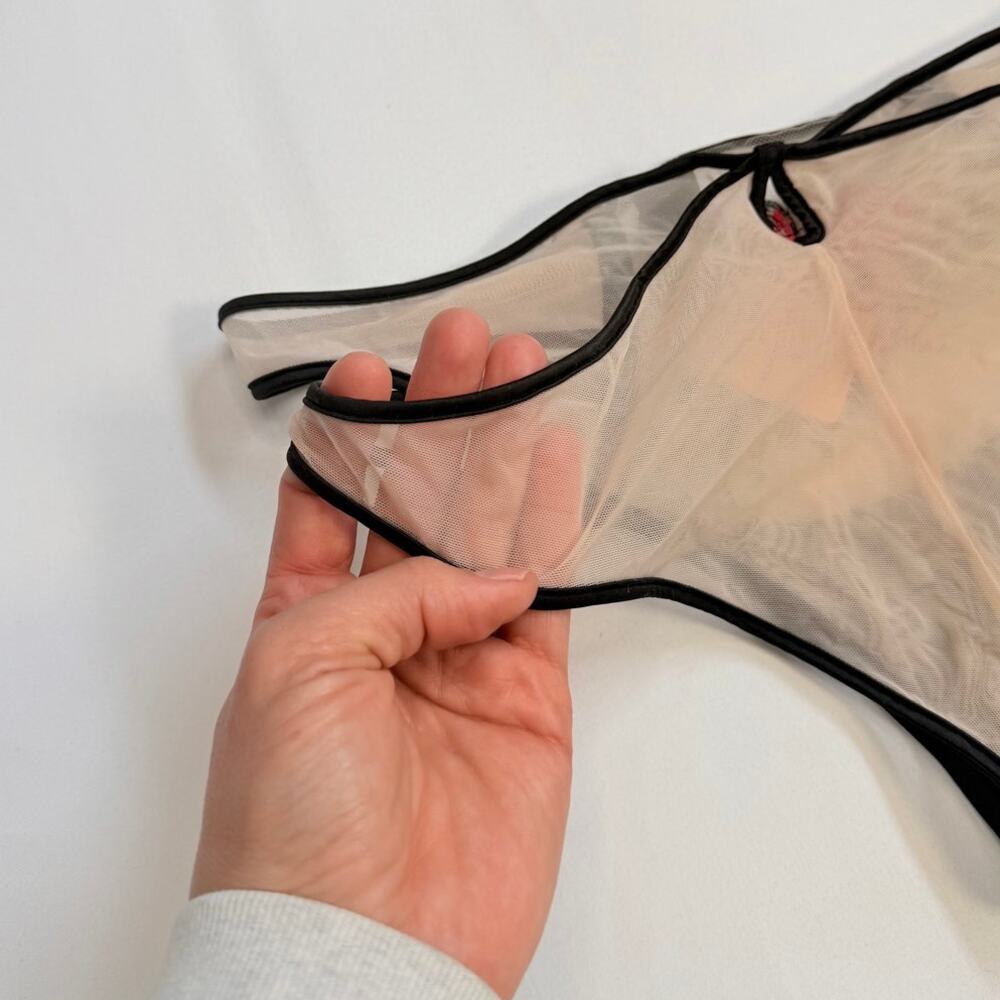 Victoria’s Secret Very Sexy Bra 36C Unlined Plunge + Sheer Embroidered Set M NWT - Picture 13 of 13